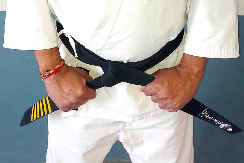 Black Belt Karate Meaning in Hindi | जानिए कराटे में ब्लैक बेल्ट का मतलब।